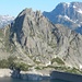 das berühmte Klettergebiet mit der Fiamma oberhalb der Albignastaumauer