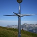 Das etwas ungewöhnliche Gipfelkreuz auf dem Margelchopf