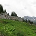 die nächste Alp - Hinter Schlattalpi (1634m)<br />Hier hört der breite, bequeme Weg auf und es wird grasig steil