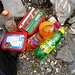 Farbenfroher Lunch auf dem Gipfel