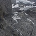 Kaum zu glauben - aber hier herunter führt der T5-Abstieg vom Rothornsattel zur Oberen Fründenschnur. Das Gletscherende wird von links über steiles Geröll erreicht (Geröllhalde hier unsichtbar).