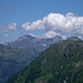 Der Pizzo Diei (links) und der Monte Cistella, aufgenommen am 10. Juli 2008 bei besserem Wetter beim Aufstieg zum Balmahorn. Vor Jahresfrist hatte es hier fast keinen Schnee mehr; dieses Jahr war noch sehr viel Schnee vorhanden  