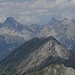 Hornbachkette mit Ubeleskarspitze, dahinter der Hochvogel.