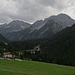 Rückblick zum stolzen GIpfel, kein Zuckerschlecken, wohl daher auch so einsam. Schee wars.