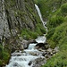 Wasserfall des Seebachs vor der Einmündung in den Valler Bach