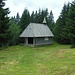 Diese kleine hölzerne Kapelle befindet sich wenige Meter neben der Todtnauer Hütte