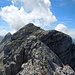 Angekommen am Kreuzgipfel.... ich schaue aber noch zum Hauptgipfel hinüber!