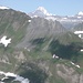 Dal basso verso l'alto: Capanna Corno Gries (2338 m), Scaglia di Corno (2640 m) e Lauteraarhorn (4042 m).