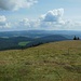 Im Nordwesten befinden sich die höchsten Schwarzwälder Berge, allen voran der Feldberg