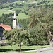 <b>Una gita in Val Schons non può concludersi senza la visita alla Chiesa di San Martino a Zillis, conosciuta da tutti gli amanti dell’arte per il soffitto romanico affrescato, con una superficie di 17 m per 9, che le ha garantito l’appellativo di “Sistina delle Alpi”. </b>