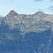Pizzo della Bedeia, 2666 m e sullo sfondo Poncione del Laghetto, 2767 m.