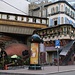 Москва (Moskva):<br /><br />Einfallsreiche Aussenfassade eines Restaurants in der Fussgängerzone Улица Арбат (Ulica Arbat).