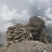 <b>Promontorio a due passi dalla cima del Piz Beverin.</b>