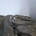 Blick aus der Kletterstelle zurück zum Gletscher. Links sieht man einen Bohrhaken.
