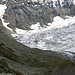 Die Tschiervahütte geniesst (noch) eine  tolle Aussicht auf den Gletscher