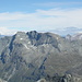 Aussicht vom Gipfel: in der Mitte: Les Diablon 3609 m, rechts davon Diablon des Dames 3538 m