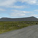 Il grande cratere di Hverfjall visto dal Lago Mývatn