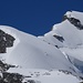 Bergsteiger am Hohlaubgrat; der viele Schnee der letzten Tage erfordert kraftzehrendes Spuren
