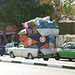 gut beladener Pick-up in Teheran