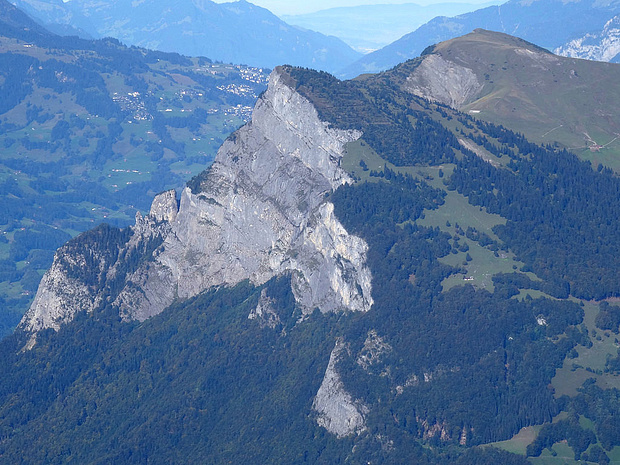 Intimportrait Gonzen: gespickt mit Alpinwanderungen und Kletterrouten!