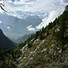 Traversando verso l'Alpe Rina, uno sguardo al fondovalle ossolano