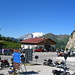 Am Passo Falzarego (2105m).  Blick zurück mit der Marrmolada (3342m).. Von hier gehts nur noch bergab bis Cortina d' Ampezzo