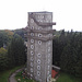 Der kleinere Turm auf dem Kékestető, in dem ein Hotel untergebracht ist.