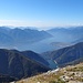 Ausblick vom Pizzo di Vogorno in die umliegende Bergwelt und Täler.