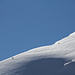Alpinisten streben via <i>Hohlaubgrat</i> dem Gipfel des [peak64 Allalinhorn]s entgegen.