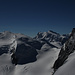 Gipfelpanorama gen Süden. [tour69336 Strahlhorn] (4190m) und [tour14935 Rimpfischhorn] (4199m), dazwischen der <i>Monte Rosa</i>.