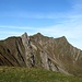 Die Gipfel bieten anspruchsvolles Alpinwandervergnügen mit jeweils erst 2 Hikr-Berichten