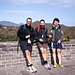 Jörg, Steffen und Tobias bei einer Rast auf der chinesischen Mauer.