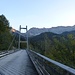 eine grosszügige Hängebrücke; auf der Fahrt zur Schesaplanahütte - das Ziel bereits im Visier ...