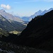 Rückblick nach Lech zwischen Karhorn und Biberkopf, rechts das Omeshorn