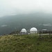 Il discutibile osservatorio astronomico, che rovina la visione della valle e dei suoi pittoreschi borghi in pietra.