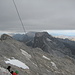 das (teilweise etwas eingeschränkte) Gipfelpanorama - beginnend bei den Drei Türmen im Westen gleich gegenüber und Teilen des Alpstein in der Ferne