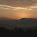 Bei Jalovik Izvor (Јаловик Извор) - Ausblick kurz vor Sonnenaufgang ins Stara Planina. Foto vom 04.10.2014.