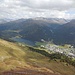 Der Davoser See dahinter das Pischahorn