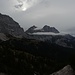 Der Fön bricht allmählich zusammen. Raffelspitze und Hochkarspitz.