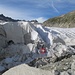 Irgendwie hässlich, der abgedeckte Gletscher bei der Gletschergrotte