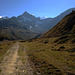 Blick zurück zur Alp da Buond sur mit Piz Palü