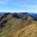 Blick vom Pfrondhorn zur Löffelspitze und zum Walserkamm