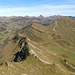 Blick von der Löffelspitze zum Furkapass, im Hintergrund die Damülser Mittagspitze