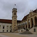 Die Universität von Coimbra. Sie steht auf einem Hügel und ist seit 2013 UNESCO-Welterbe. Sie ist die zweitälteste Universität Portugals. 1308 wurde die Uni Lisabons teilweise nach Coimbra verlegt. Nach dem vollständigen Umzug 1537 wurde sie zur wichtigsten Universität des Landes.