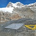 dal laghetto passa il sentiero glaciologico L. Marson con una tabella che mostra dove arrivavano i ghiacciai durante la PEG (fino alla diga di Alpe Gera!)