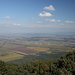 Gudurički vrh - Ausblick vom Aussichtsturm. Zu sehen ist u. a. das etwa nordöstlich gelegene Gudurica (Гудурица).