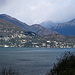 Blick auf den Lago und die gegenüberliegenden Berge
