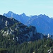 Der breite Tegelberg hat sich vor die Tannheimer Berge geschoben