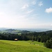 Blick vom Kaienspitz Richtung nordwesten mit St.Gallen (ganz links), Eggersriet (gut zu sehen) und Bodensee mit Romanshorn (Spitze in den See raus)