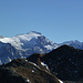 Winterlich: Das Rheinwaldhorn überragt den Pizzo Bareta